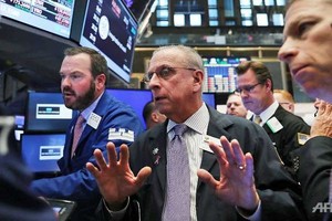 Việc Fed tăng lãi suất vẫn đang ám ảnh giới đầu tư